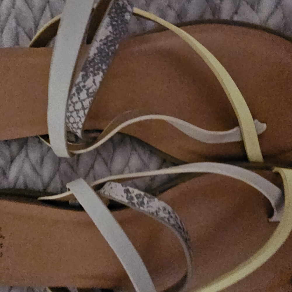 Target sandals - Picture 3 of 5